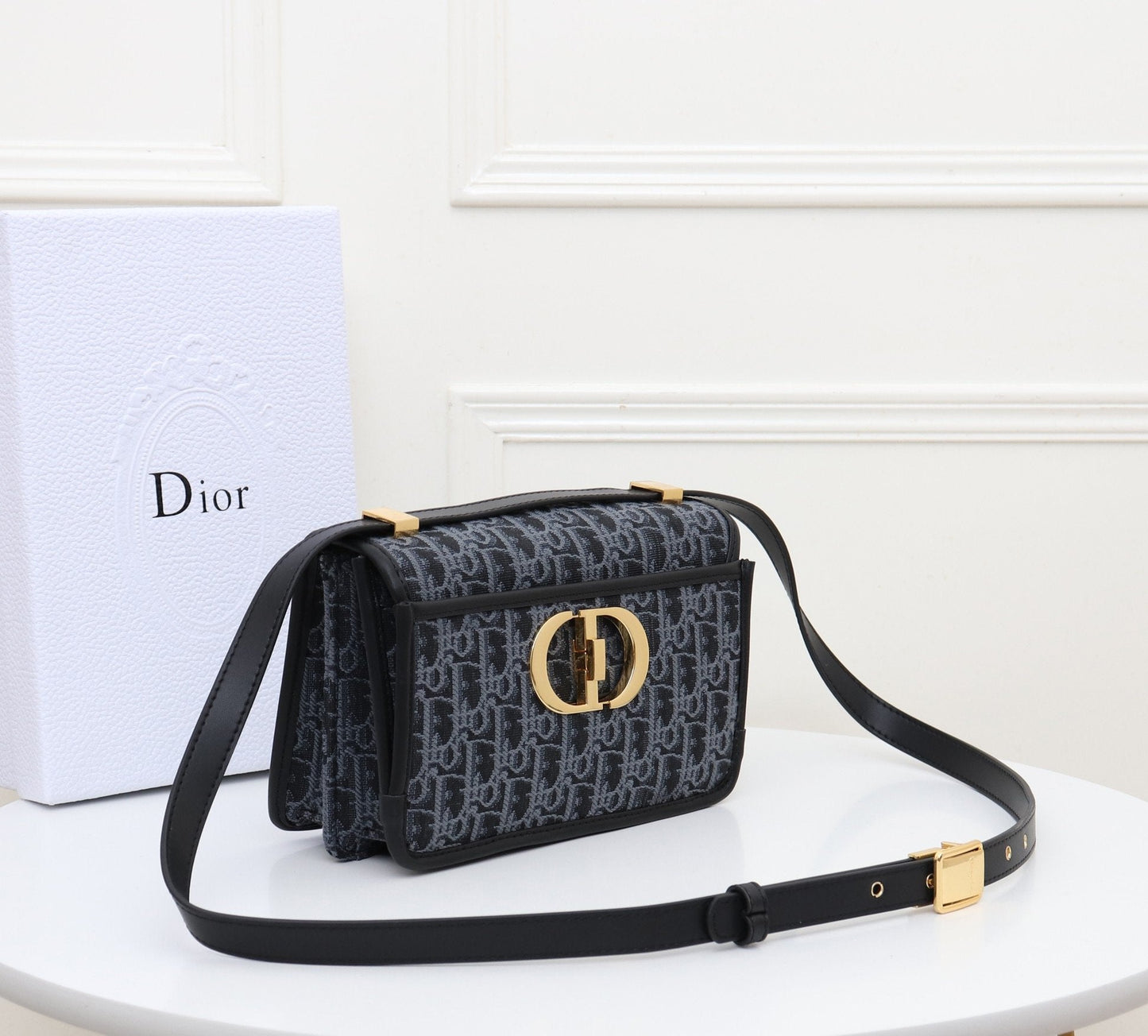 Luxury Handbags Christian Dior 144