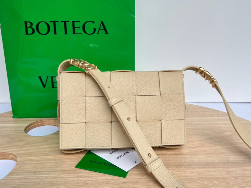 Bags Attire - Bottega Veneta Bags - 895