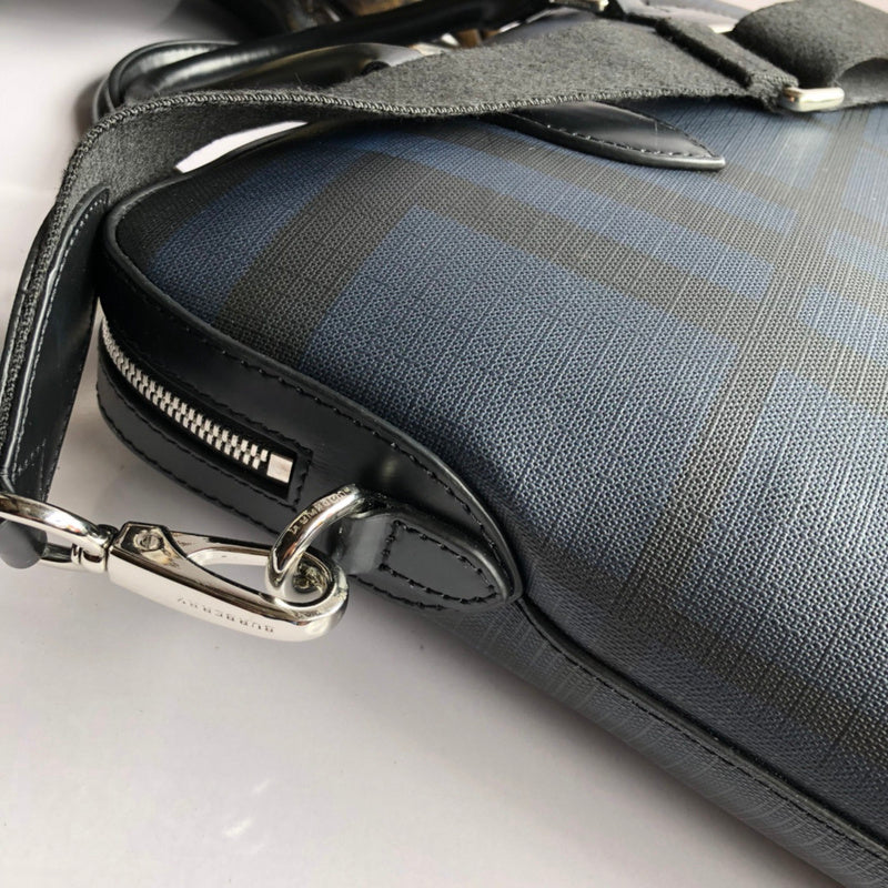 Burberry Bags - Bagsattire   538