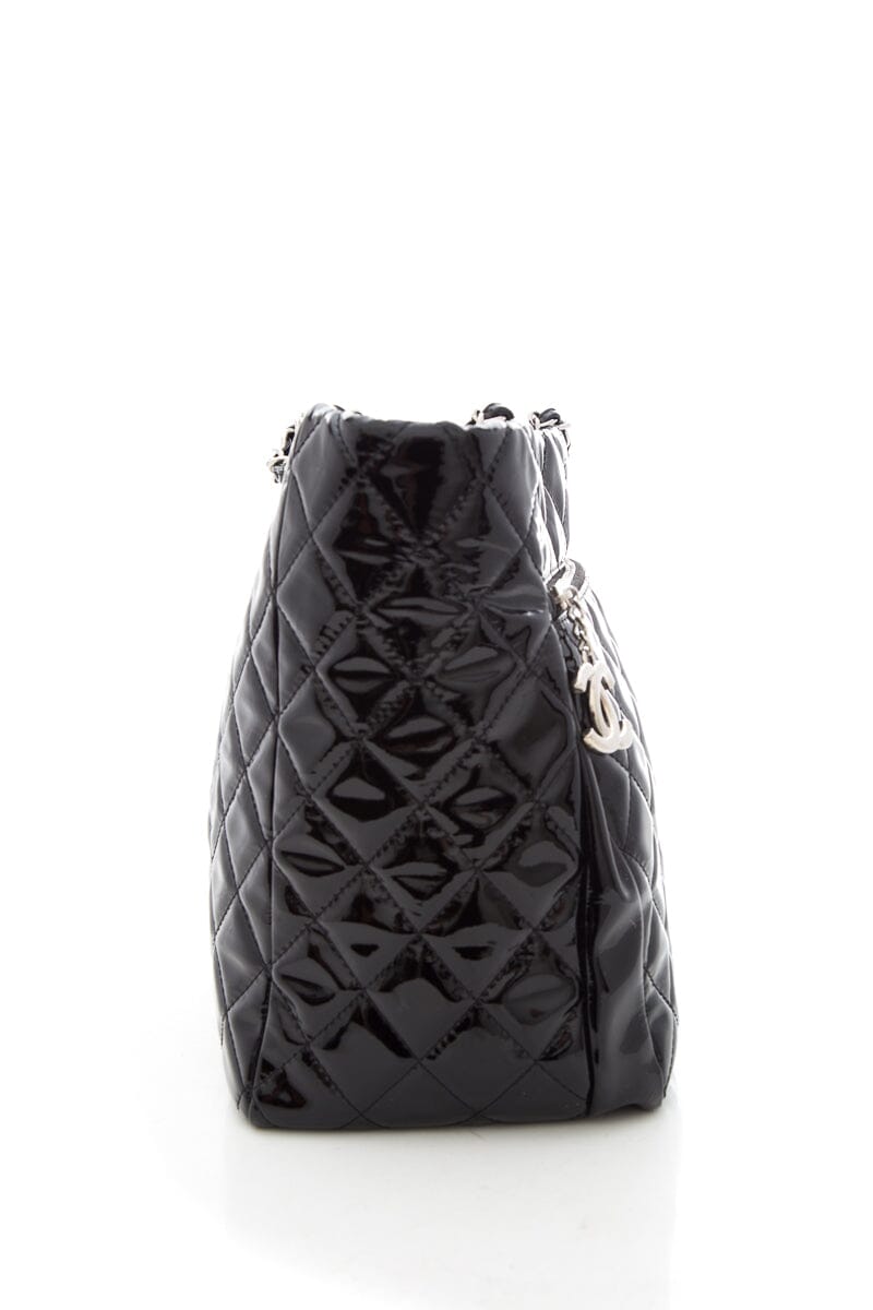 Chanel Black Diamond quilted "2009-2010"  Handbag