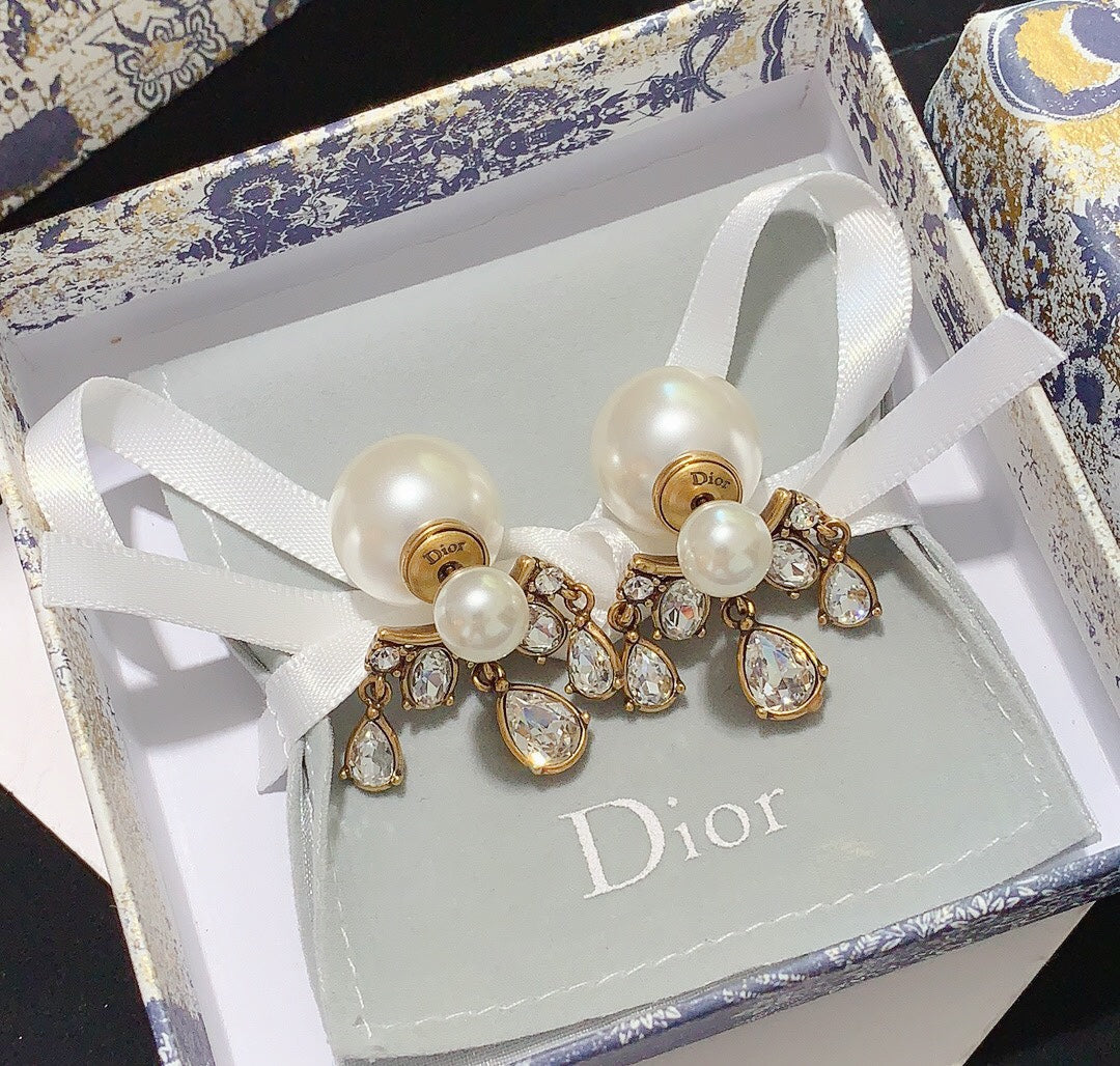 EN - Lux Earring Christian Dior 039