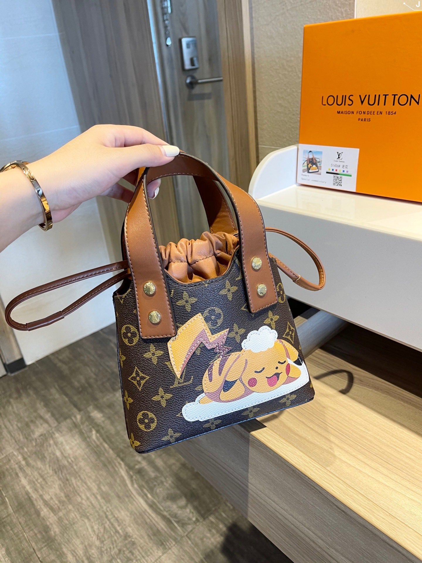 Designer Handbags Louis Vuitton 500