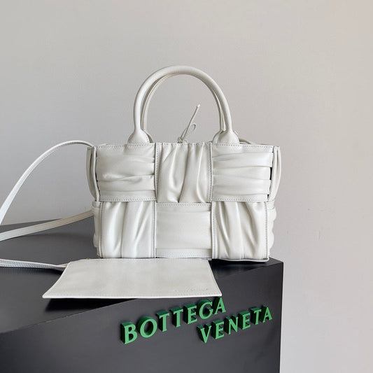 Bags Attire - Bottega Veneta Bags - 1227