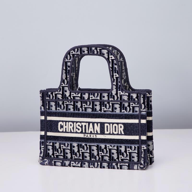 Luxury Handbags Christian Dior 268