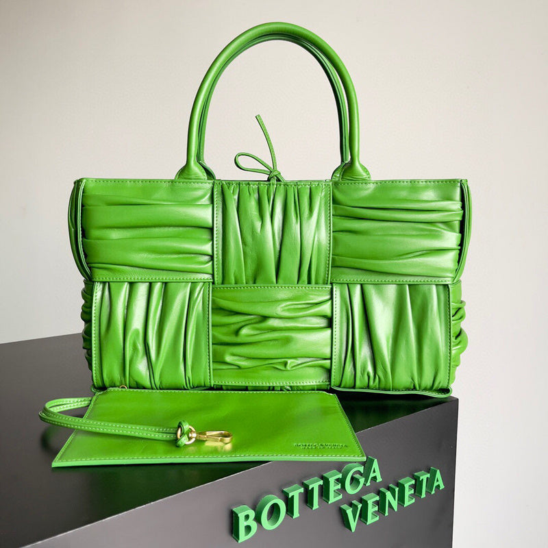 Bags Attire - Bottega Veneta Bags - 638