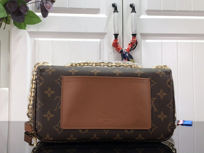 Bags Attire Louis Vuitton bags - 2456