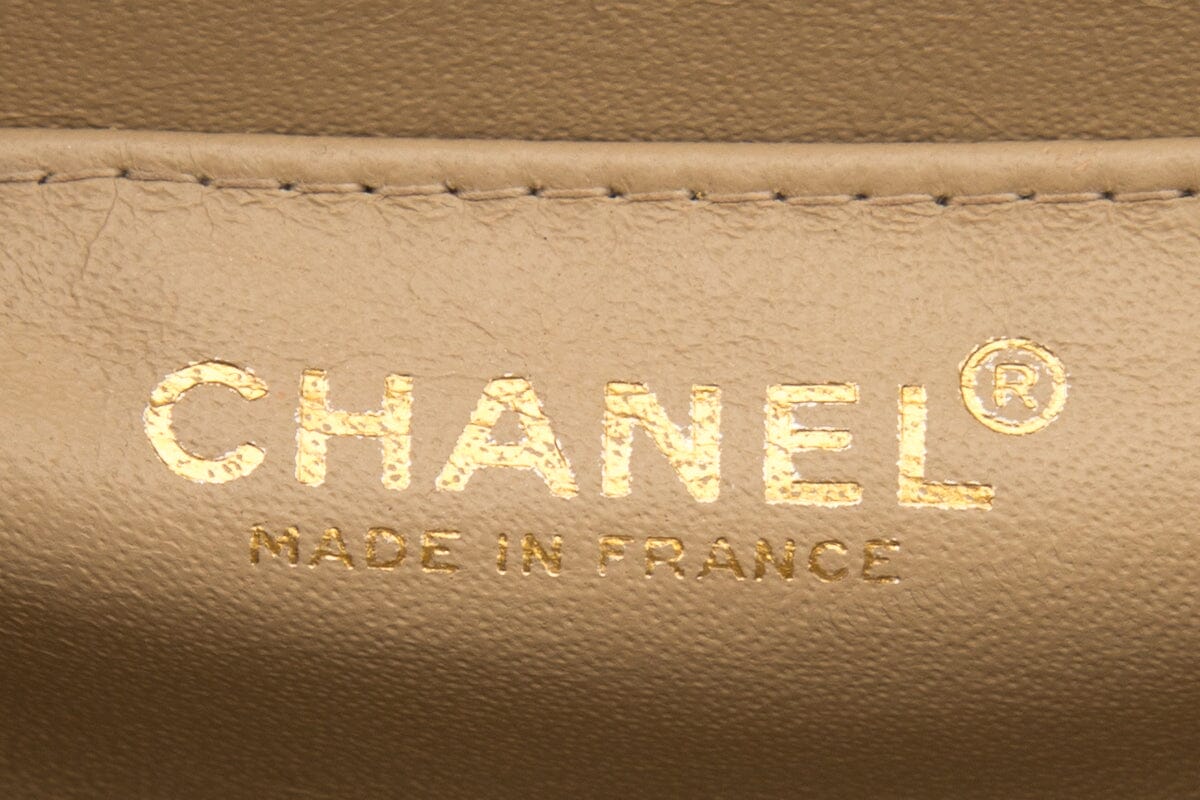 Chanel 2000 Beige &  Black Chocolate Bar Handbag