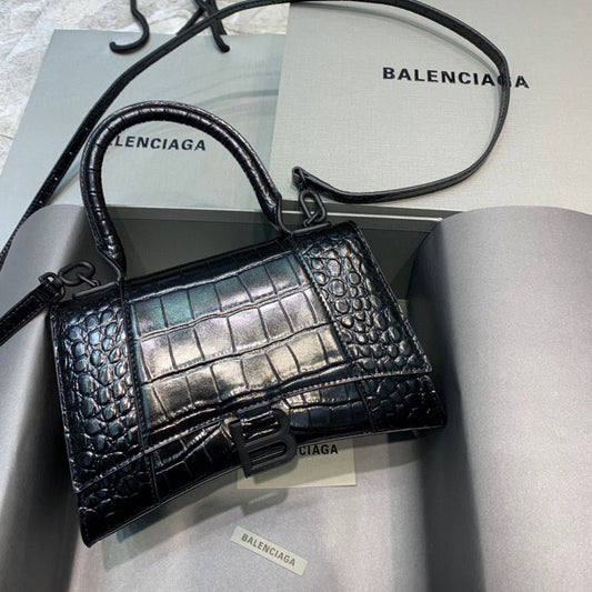 Bags Attire - Balenciaga Bags - 911