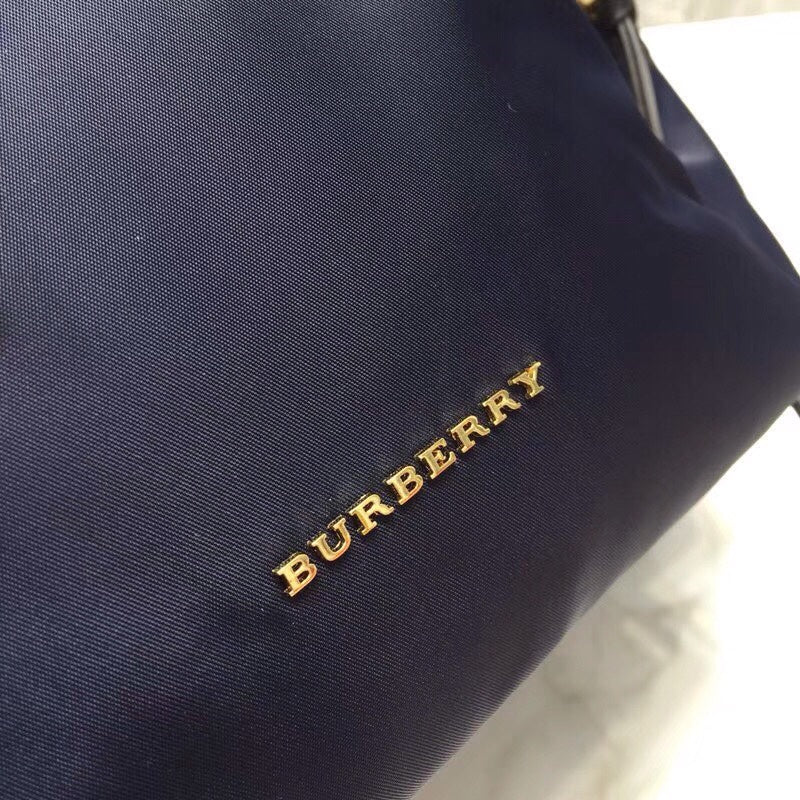 Burberry Bags - Bagsattire   692