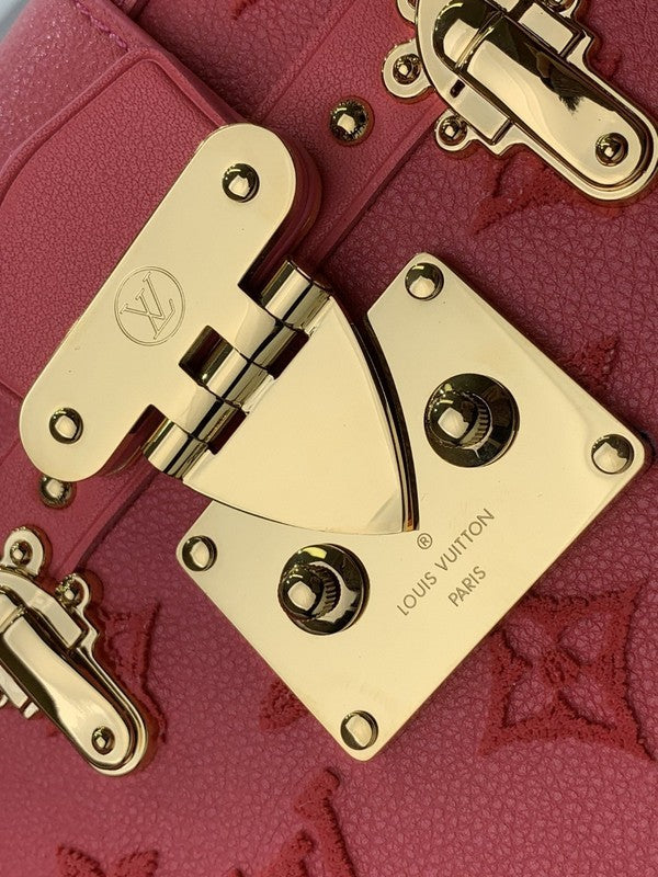 Bags Attire Louis Vuitton bags - 2472
