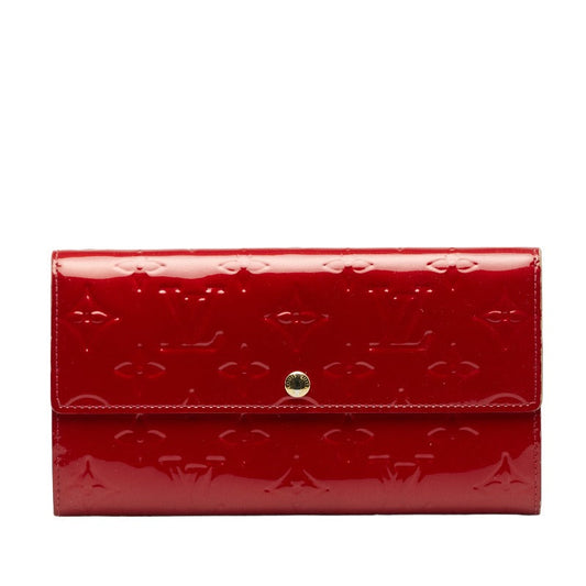 Louis Vuitton Sarah Long Wallet in Vernis Red M93530