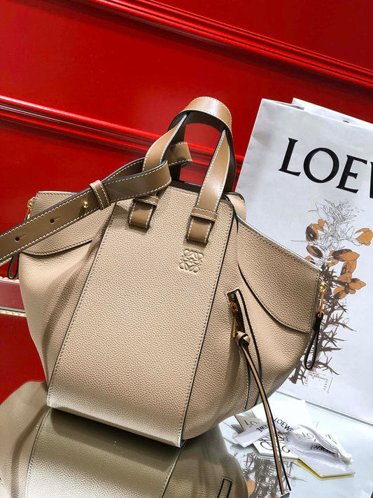 Bags Attire - Loewe Bags - 834