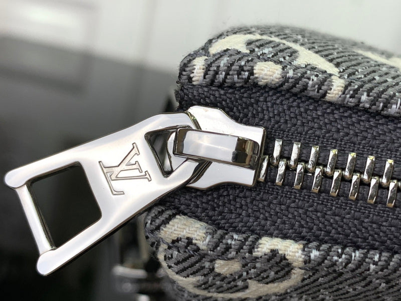 Bags Attire Louis Vuitton bags - 2487