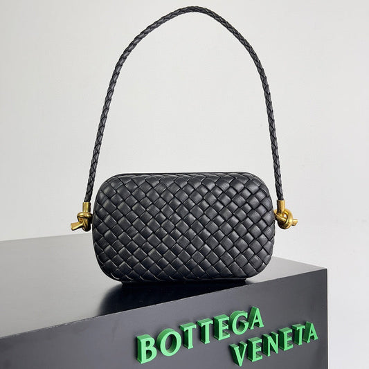 Bags Attire - Bottega Veneta Bags - 675