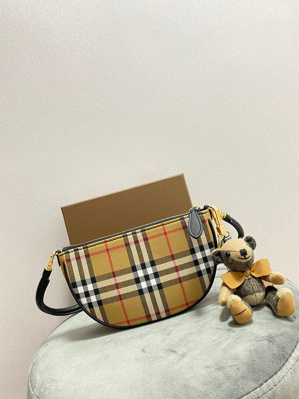 Bags Attire - Burberry Bags - 052