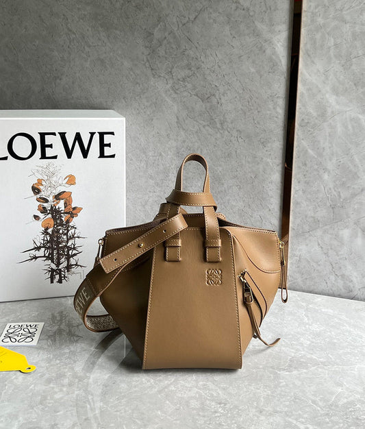 Bags Attire - Loewe Bags - 010