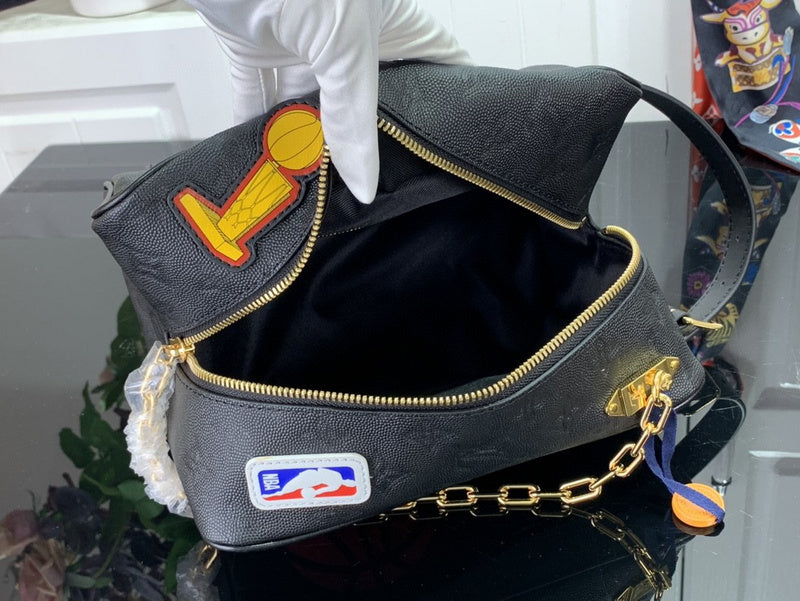 Bags Attire Louis Vuitton bags - 2488