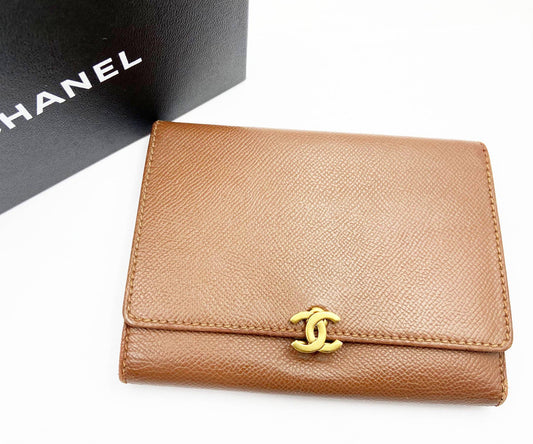 CHANEL Vintage Brown Caviar Tri-Fold Wallet