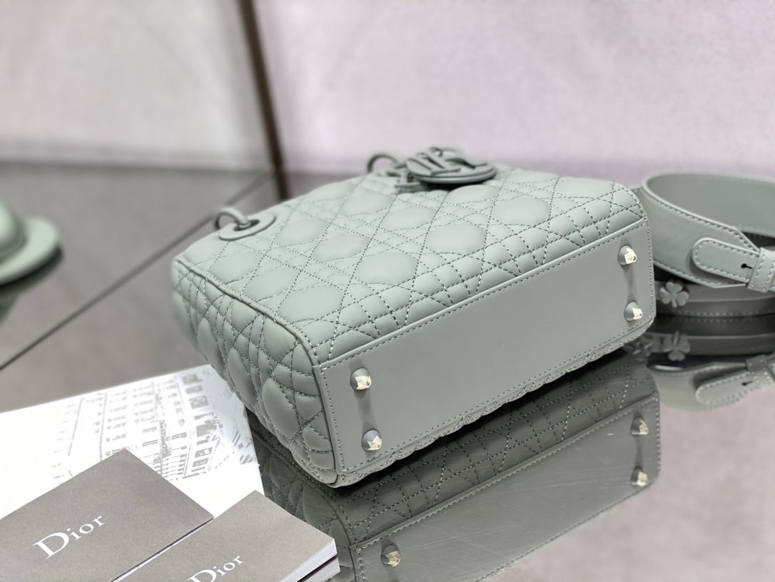 DIR - Luxury Bags - DIR - 596