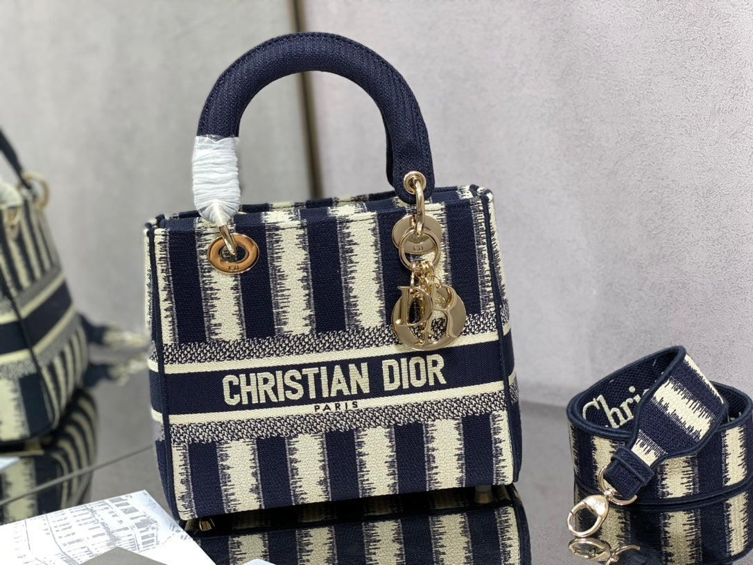 DIR - Luxury Bags - DIR - 507