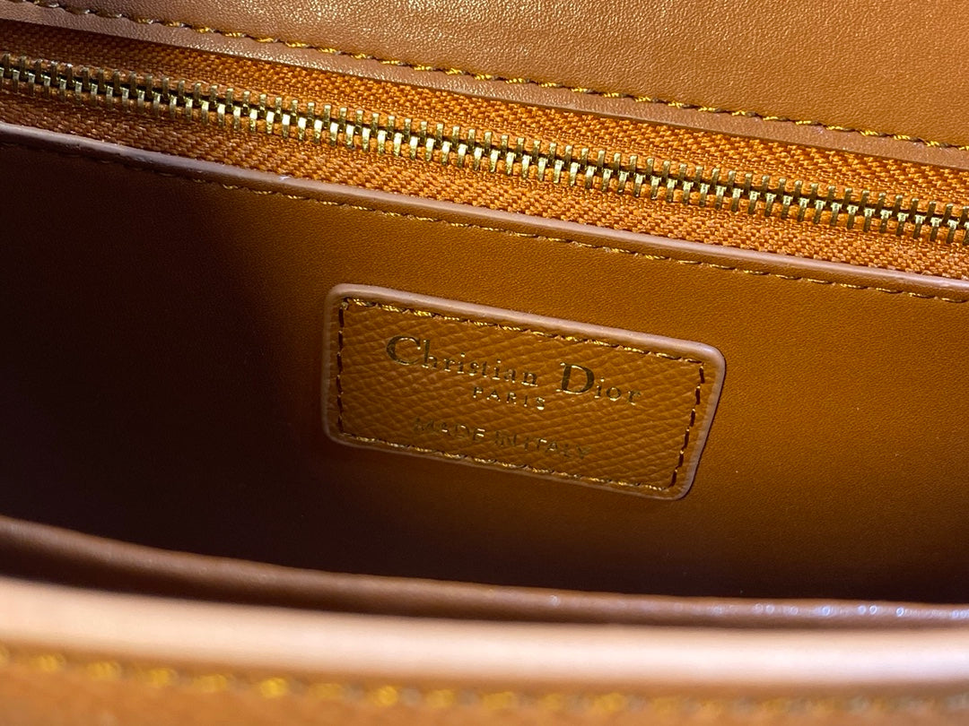 Christian Dior 30 Montaigne Bag