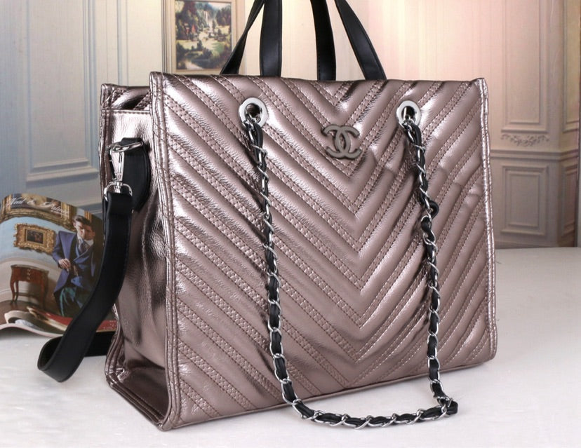 Chanel woman Handbag