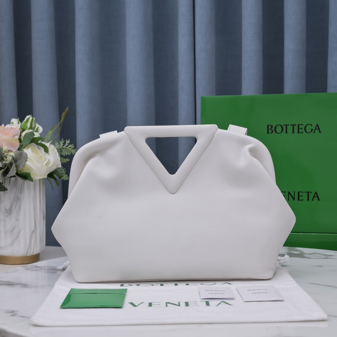 Bottega Veneta Point Medium Bag