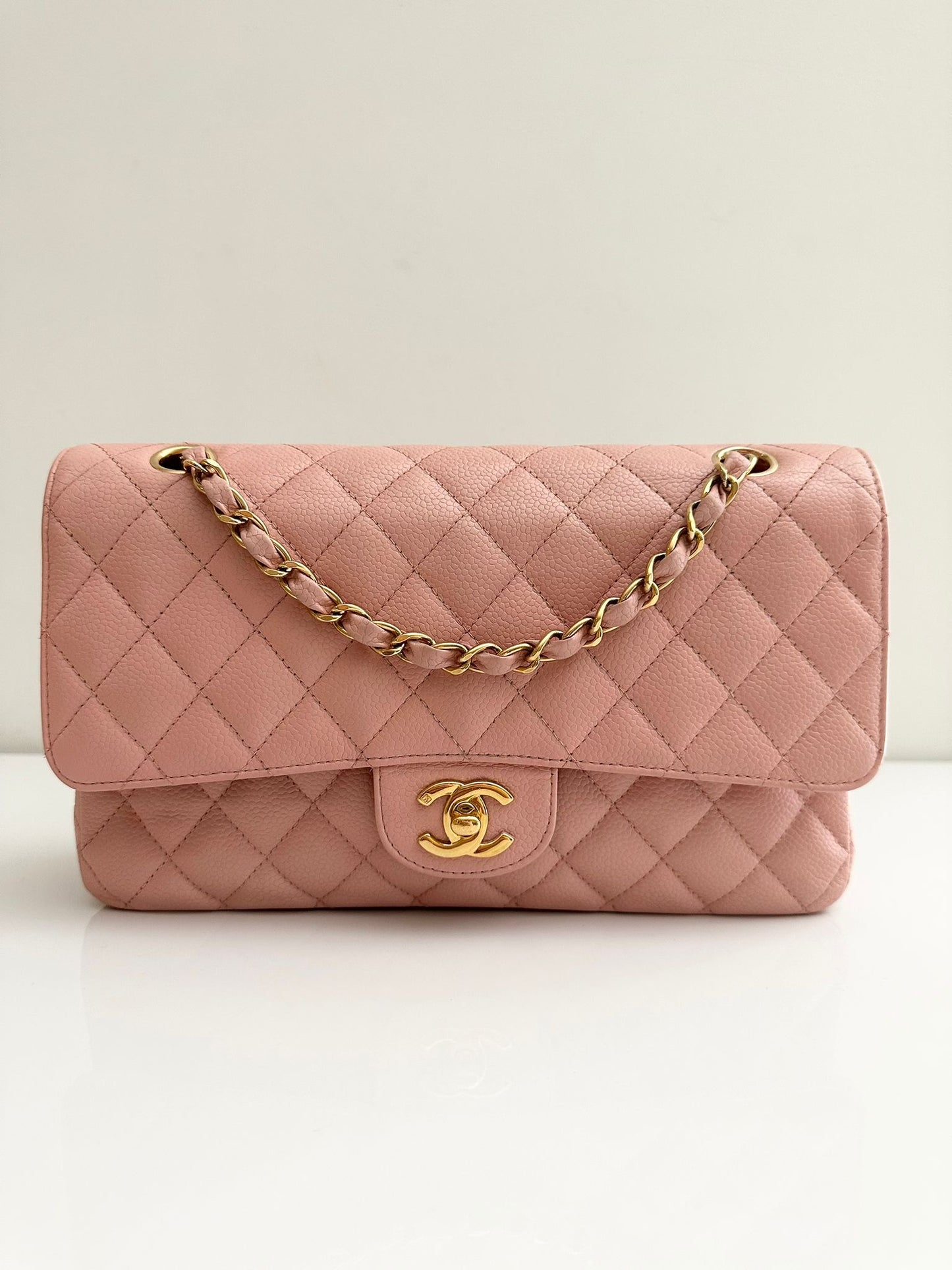 Vintage CHANEL Medium Classic Double Flap Pink Caviar GHW