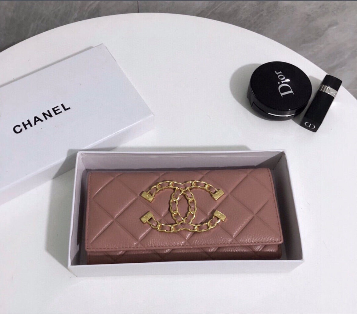 New Chanel woman wallet