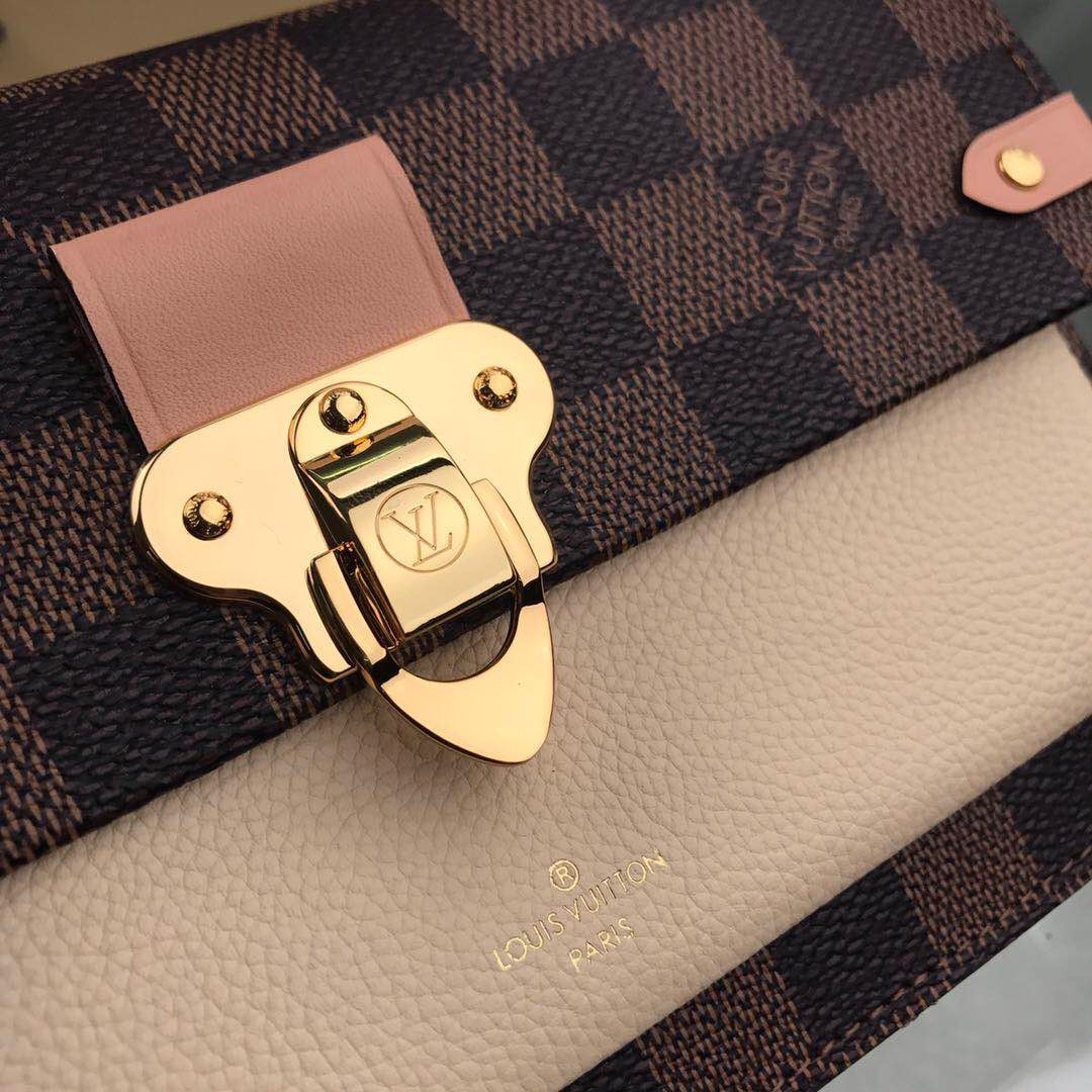 Louis Vuitton Vavin Chain Wallet