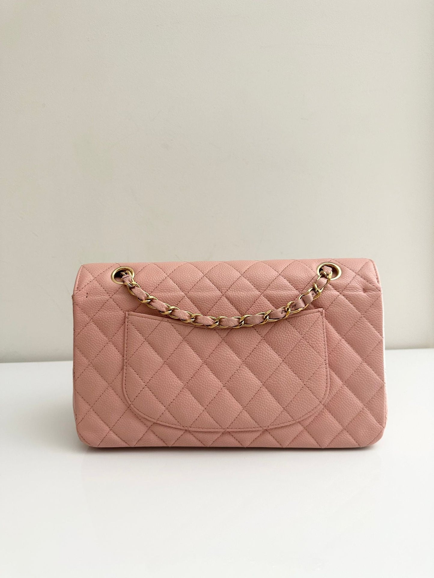 Vintage CHANEL Medium Classic Double Flap Pink Caviar GHW