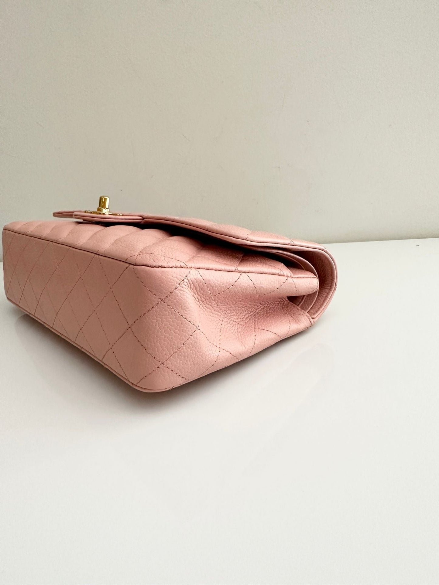 Vintage CHANEL Medium Classic Double Flap Pink Caviar GHW