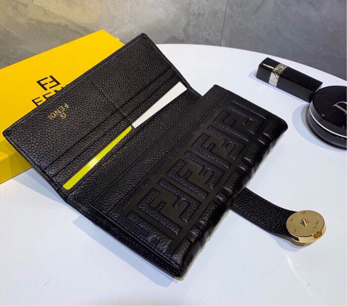 New Woman Fendi wallet