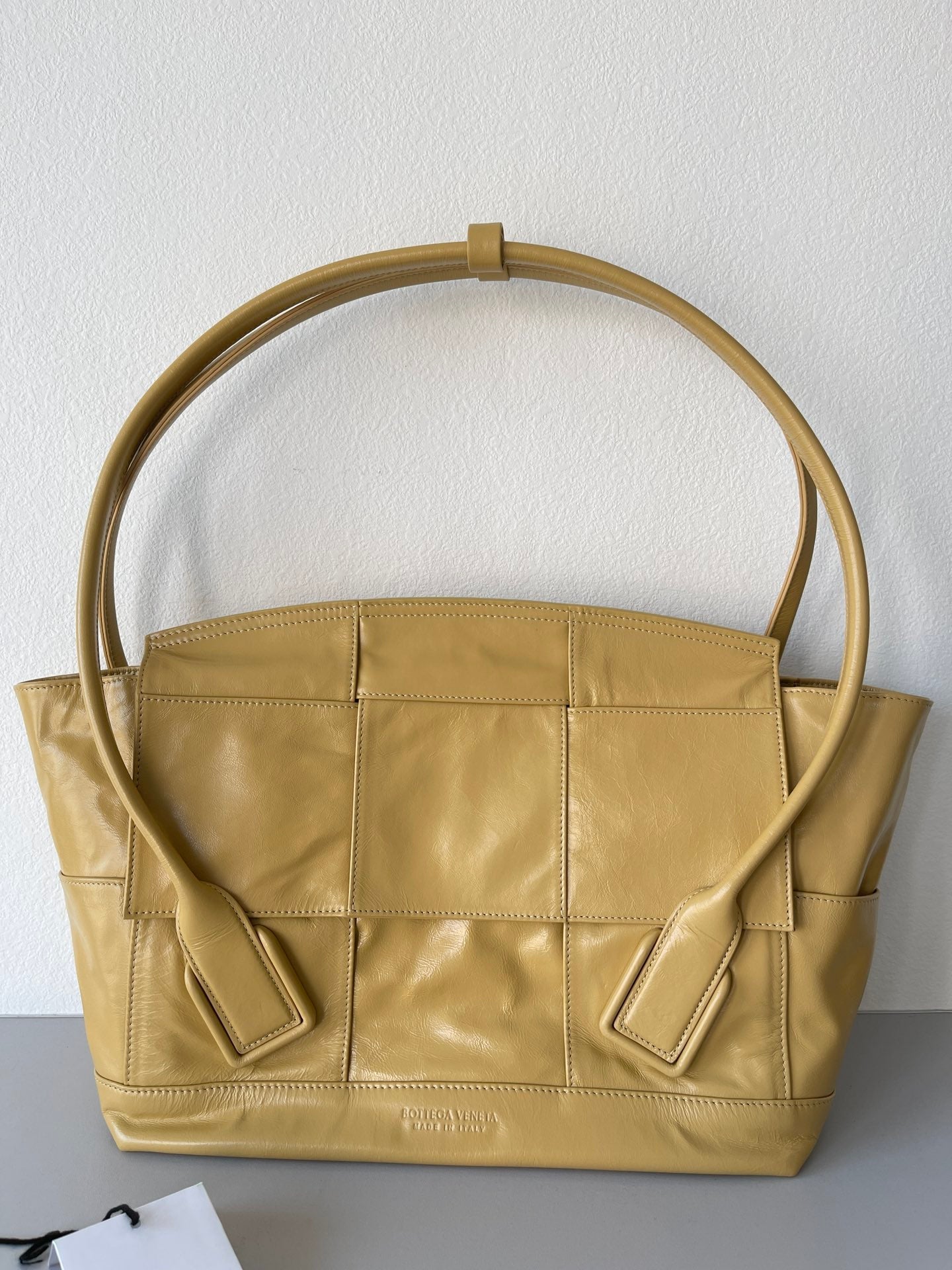 Bottega Veneta Arco Medium Bag