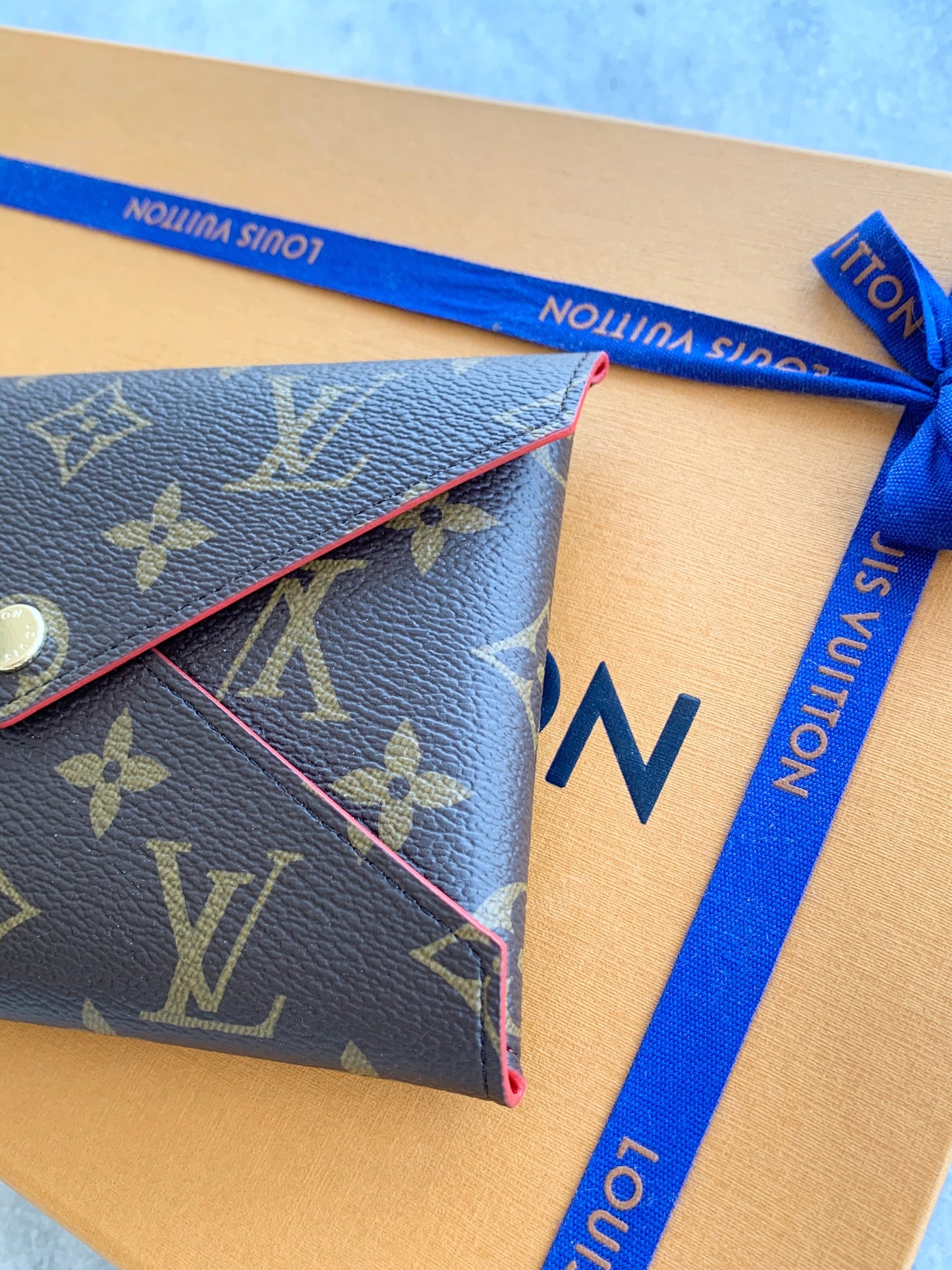 [SOLD]Louis Vuitton 2021 Pochette Kirigami Monogram Medium Pouch