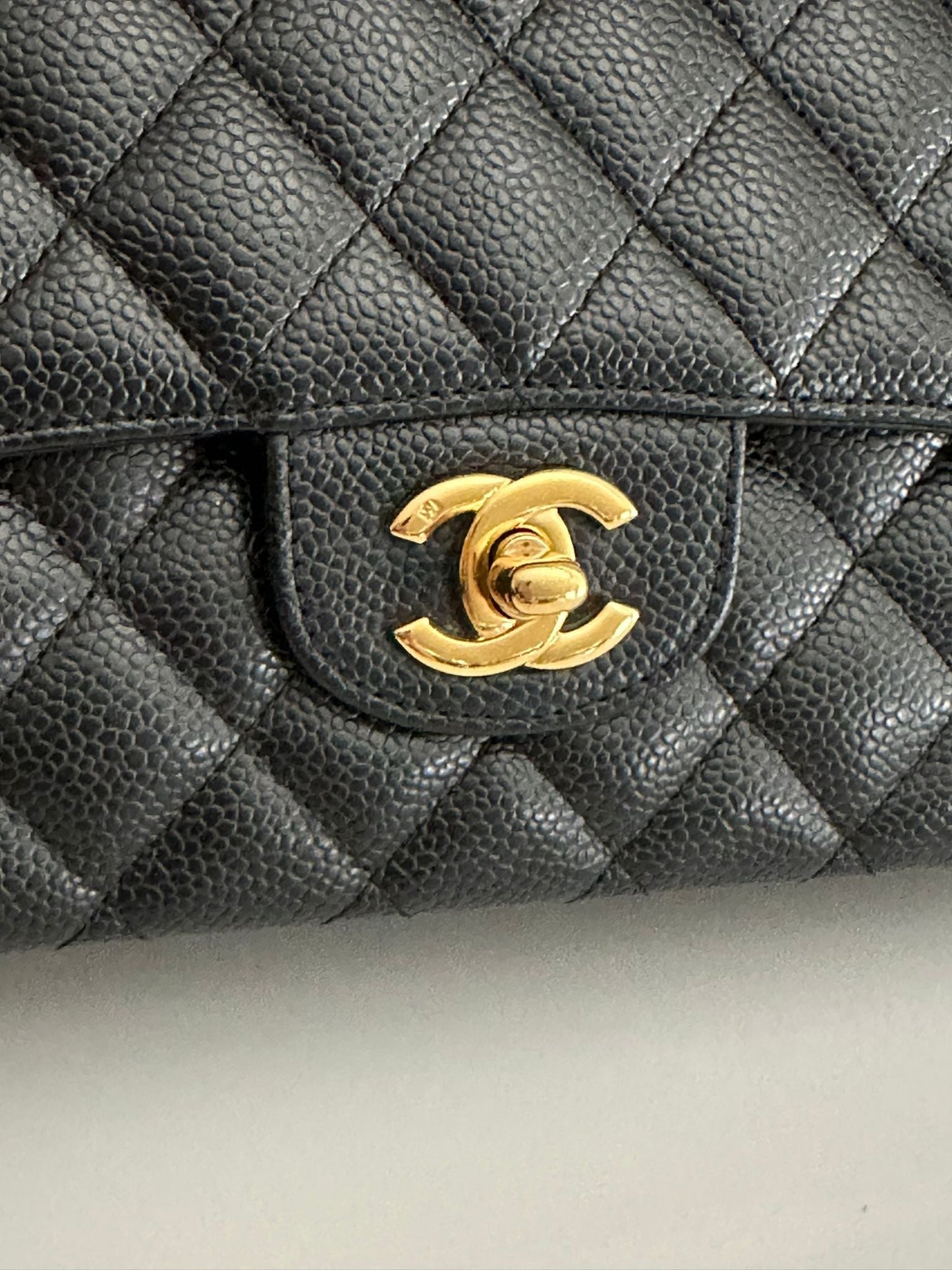 Vintage CHANEL Medium Classic Double Flap Black Caviar Leather