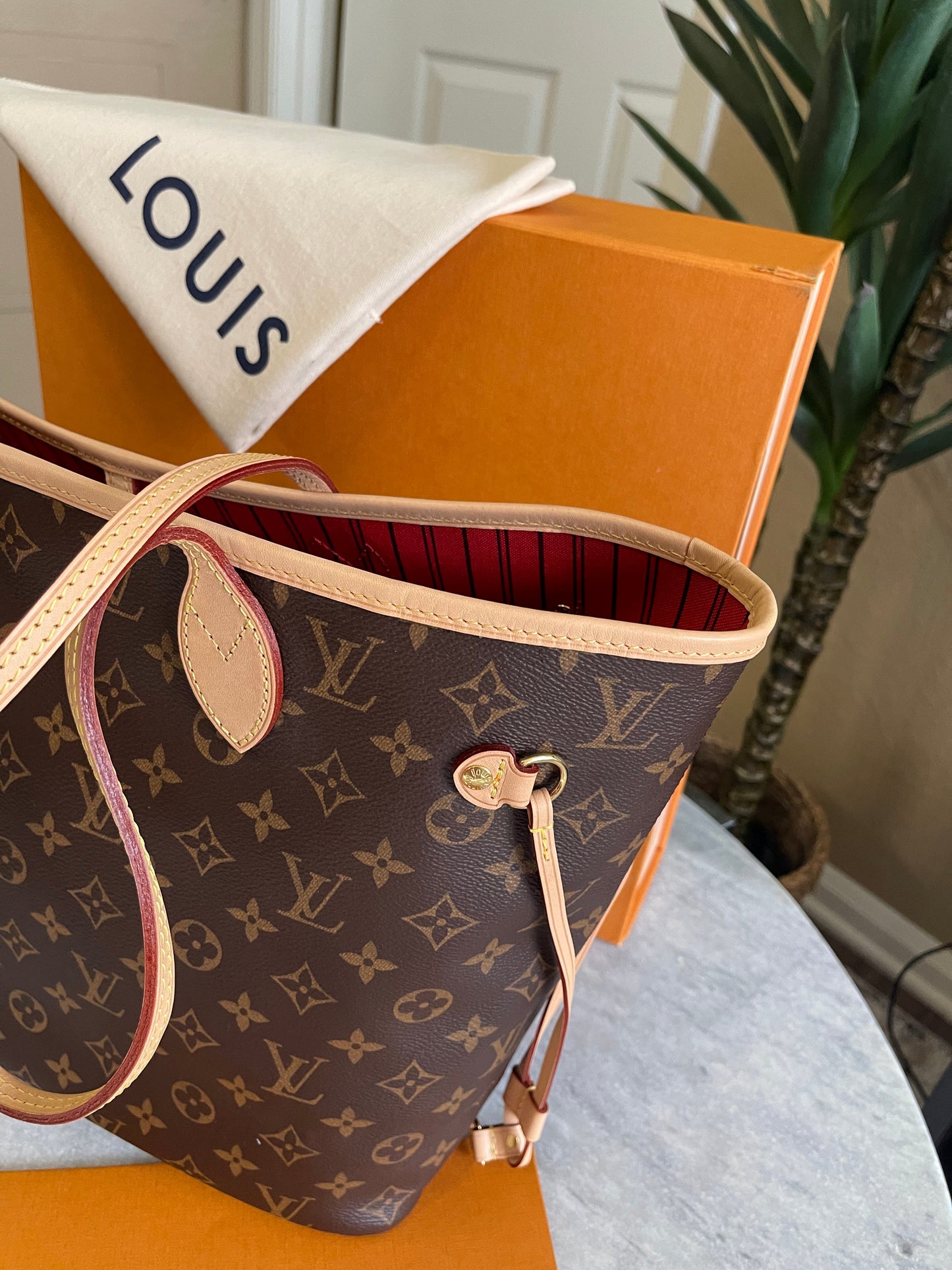 Louis Vuitton 2022 Neverfull MM Monogram Tote Bag in Cherry