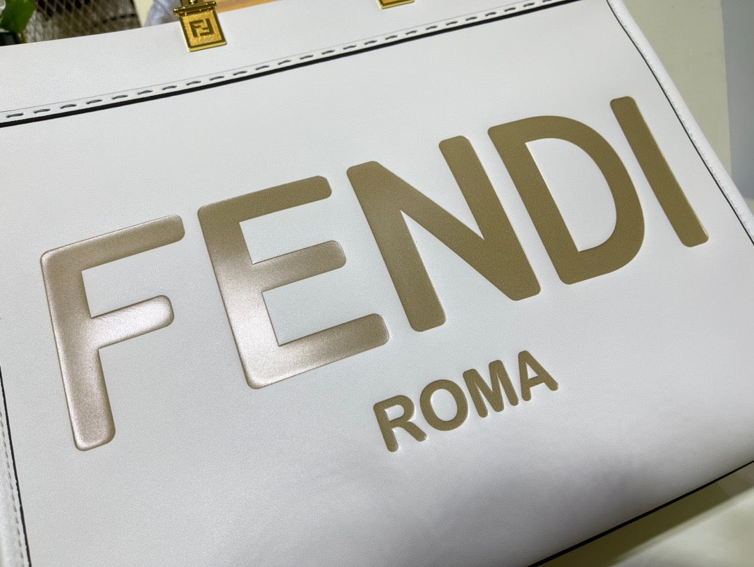 Fendi Sunshine Shopper Medium Bag