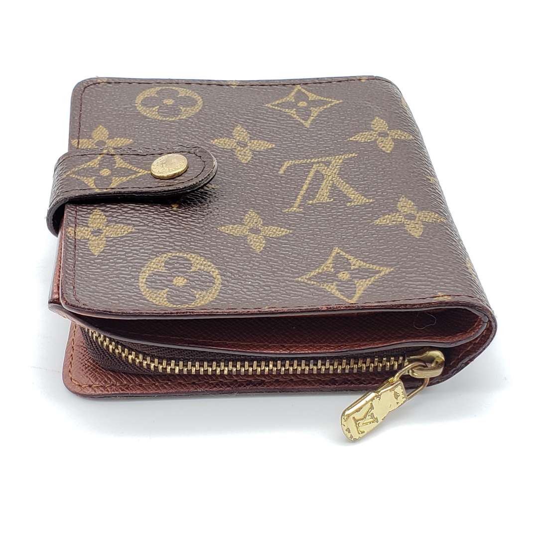 Louis Vuitton Bifold Compact Monogram Wallet