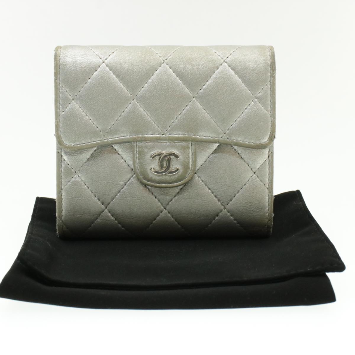 CHANEL Matelasse Bifold Wallet Silver CC   cr620