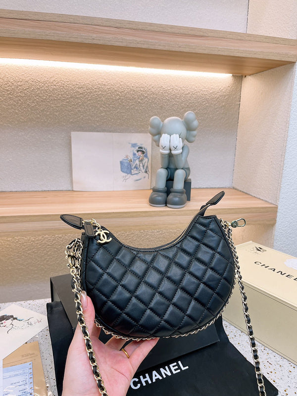 Women Designer Bags - Chanel Bags - 7045