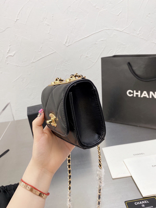 Women Designer Bags - Chanel Bags - 7093