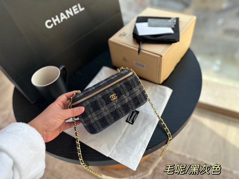 Women Designer Bags - Chanel Bags - 7129