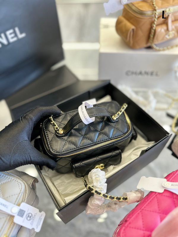 Women Designer Bags - Chanel Bags - 7104