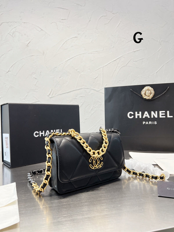 Women Designer Bags - Chanel Bags - 7098