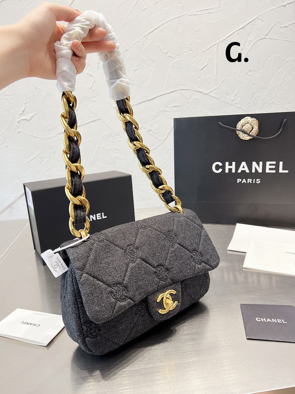 Women Designer Bags - Chanel Bags - 7086