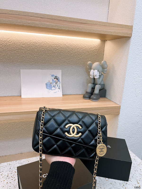 Women Designer Bags - Chanel Bags - 7165