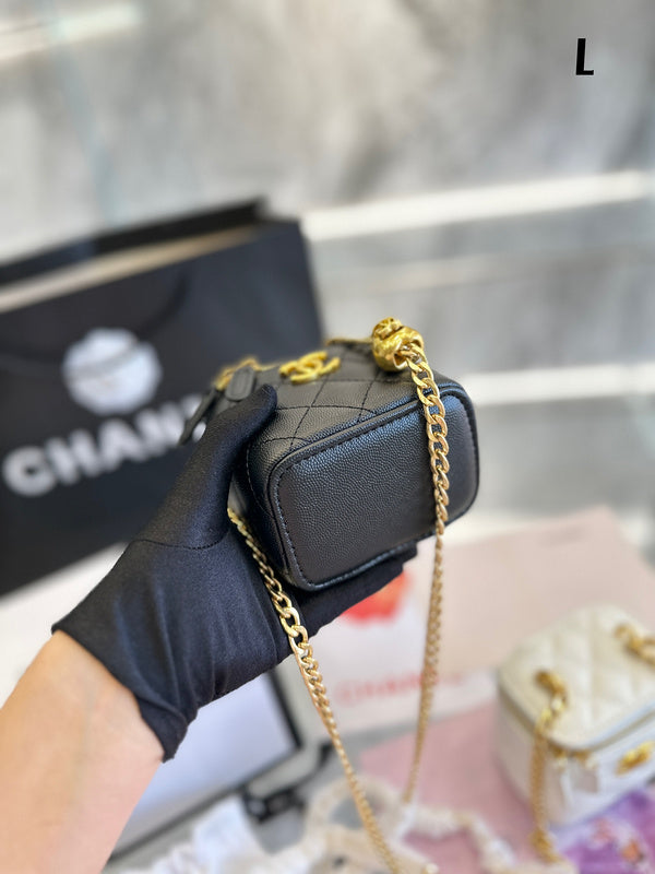 Women Designer Bags - Chanel Bags - 7033