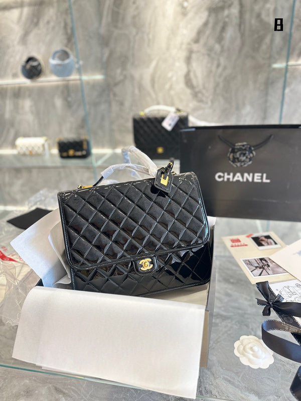 Women Designer Bags - Chanel Bags - 7084