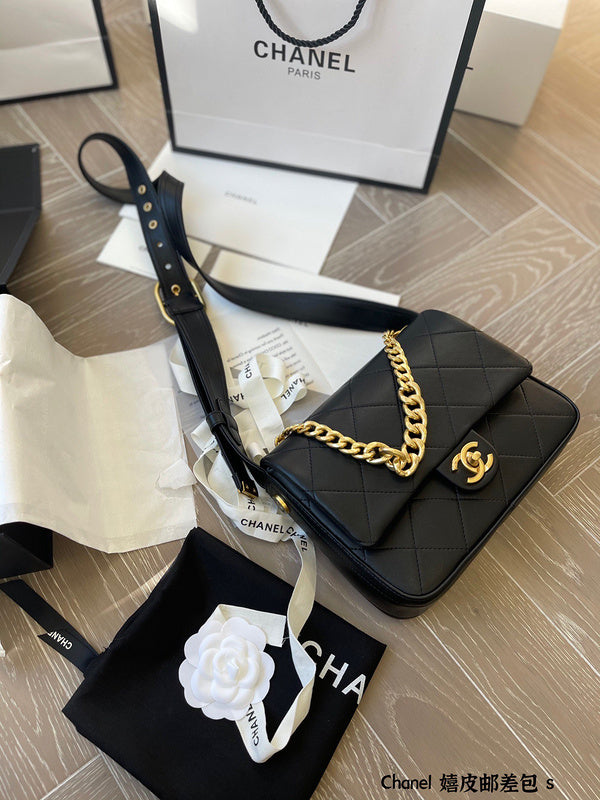 Women Designer Bags - Chanel Bags - 7124